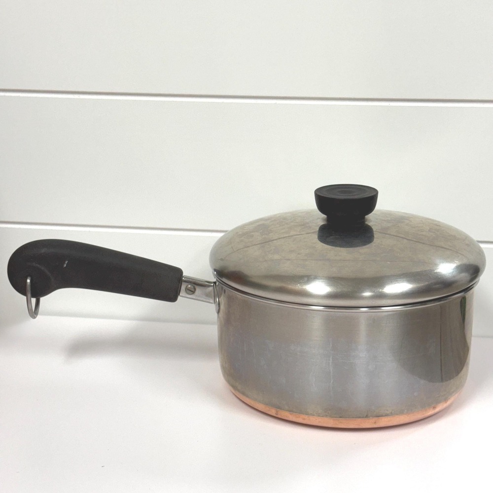 Vintage Revere Ware Copper Bottom 2 Quart Pot- Pre 1968